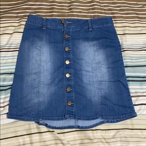 Buttoned Denim Skirt